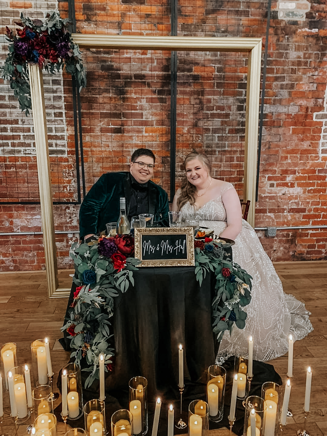 Help the Halls Have a Baby — photo 1 of 1